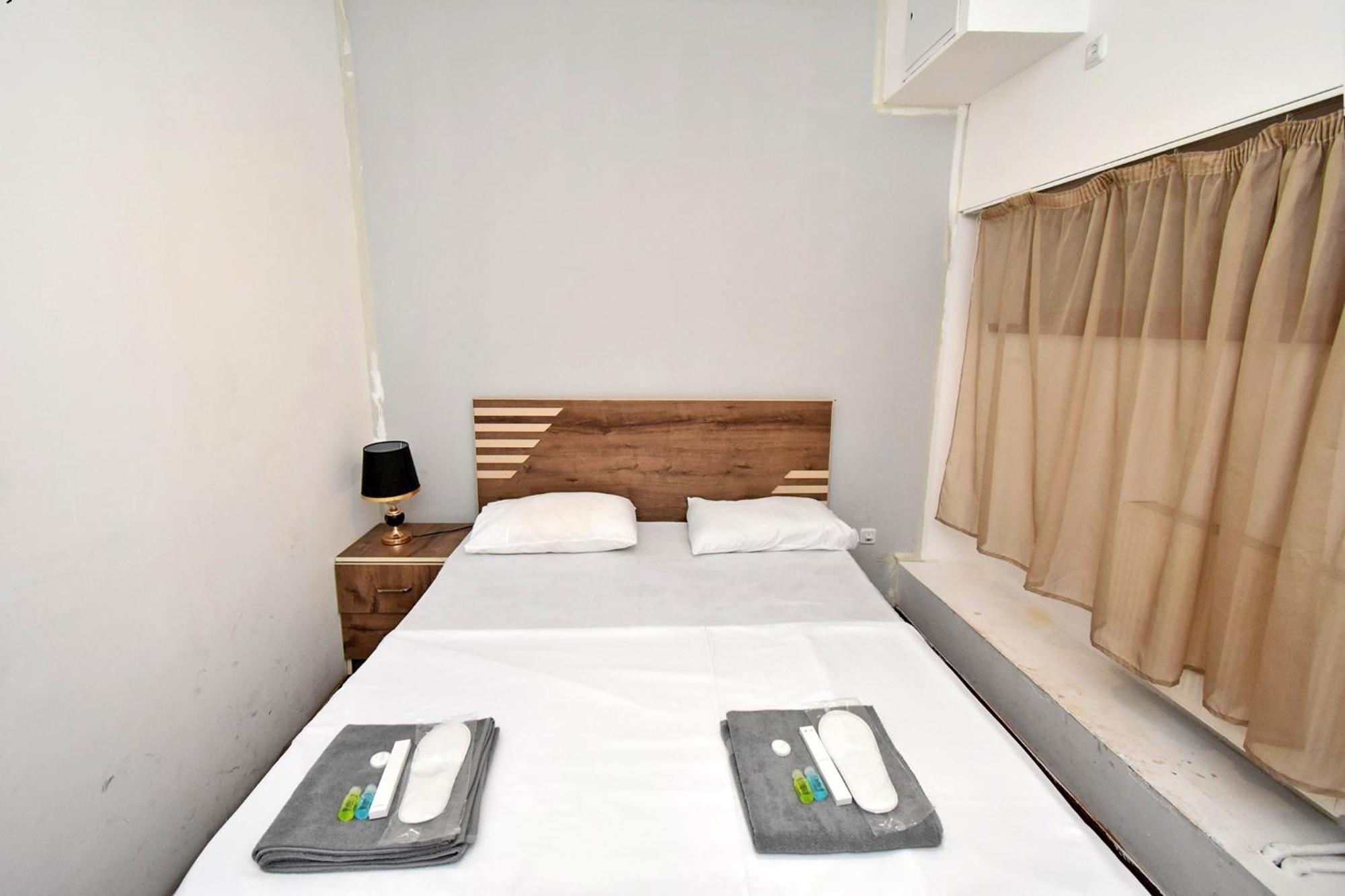 A&S Hotel 예레반 외부 사진